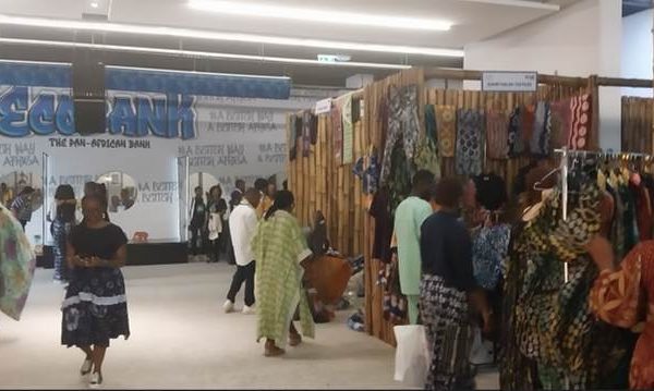 With more than 100 exhibitors, Ecobank’s “Adire Lagos” opens in style