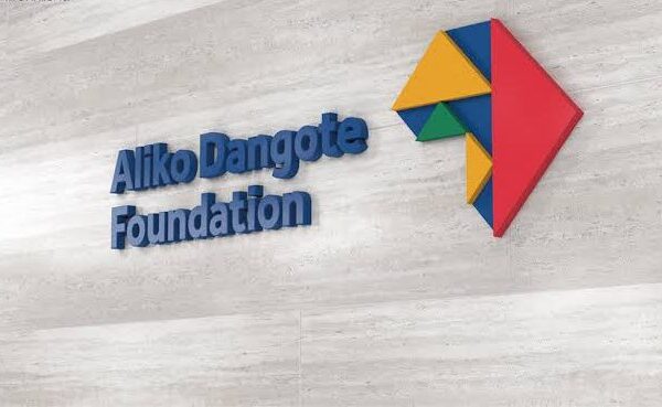 Dangote Foundation Distributes 10,000 Bags of Rice in Cross River